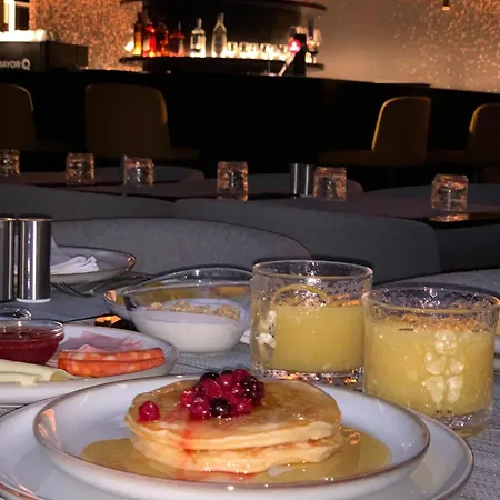 Golden Hotell 4*