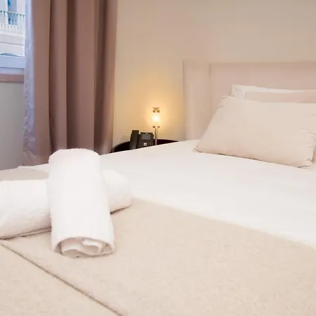 Готель Golden 4*