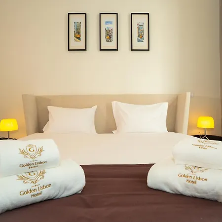 Отель Golden 4*