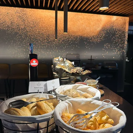 Golden Hotel 4*